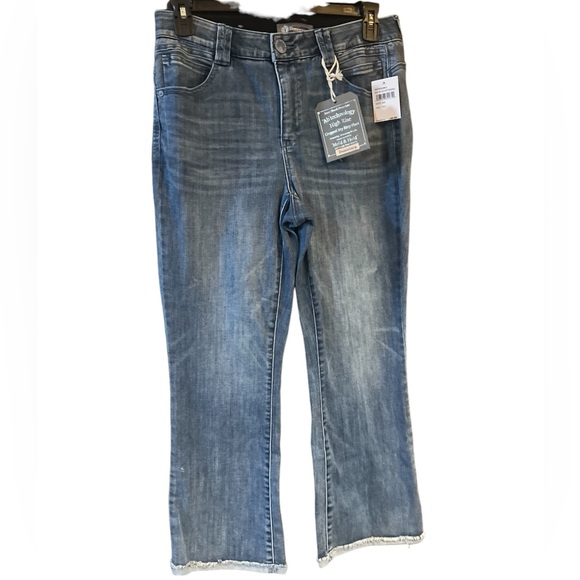 Democracy #7 Luxe Touch Premium Cropped Itty Bitty Flare Jean - Picture 3 of 7